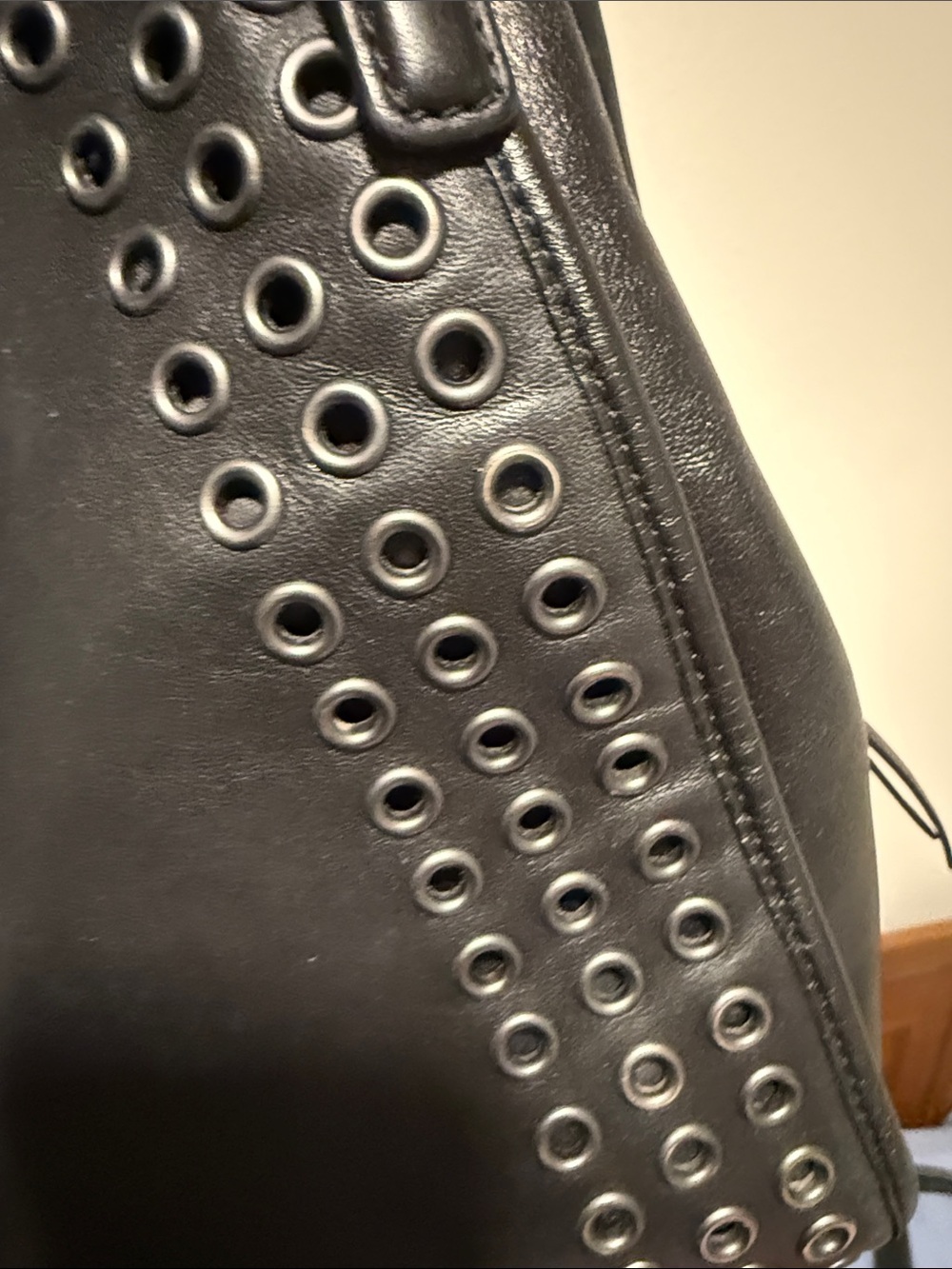 Coach Black Studded Shoulder Bag with Turn-Lock - Picture 3 of 7